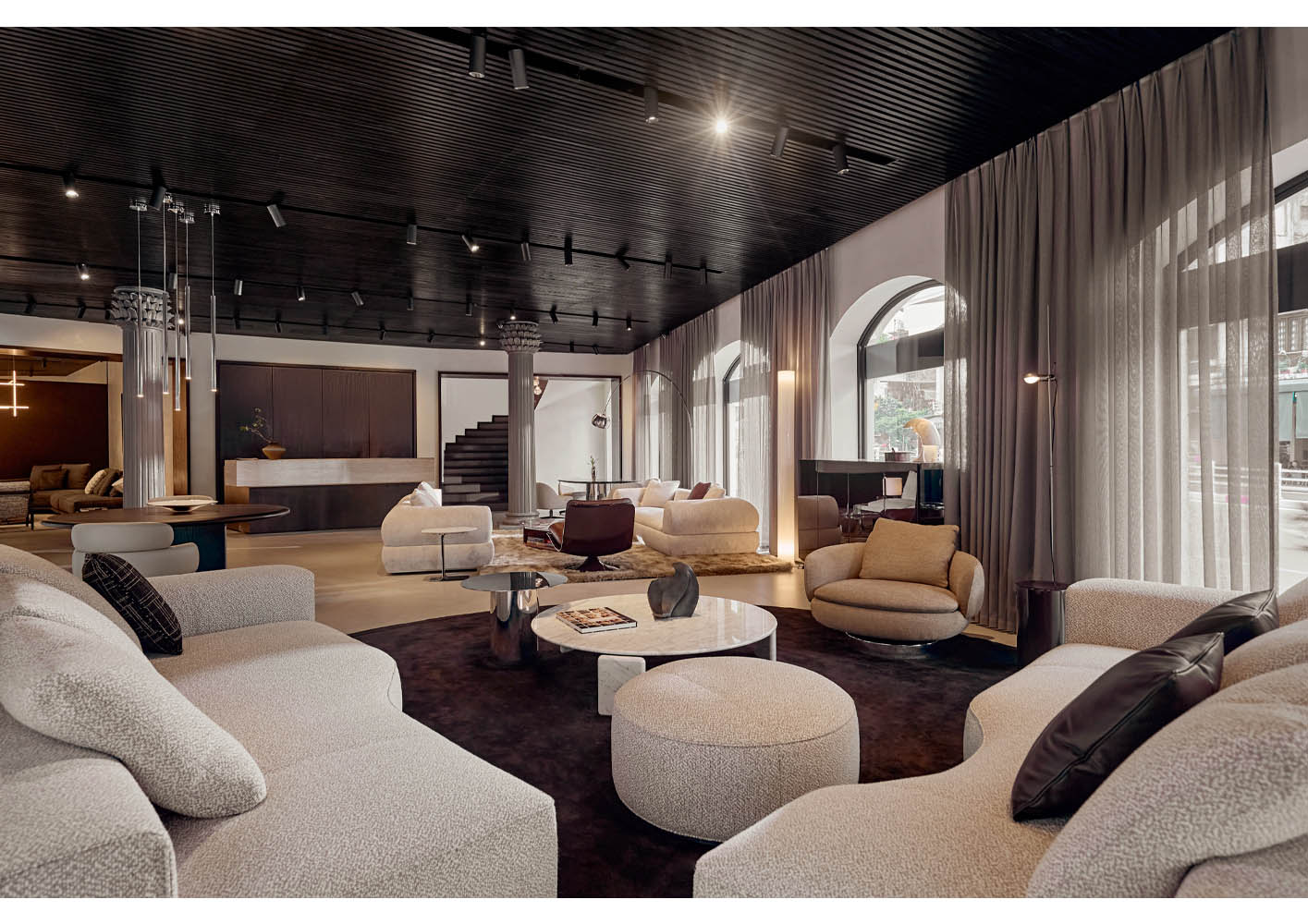Minotti Hanoi by EuroStyle