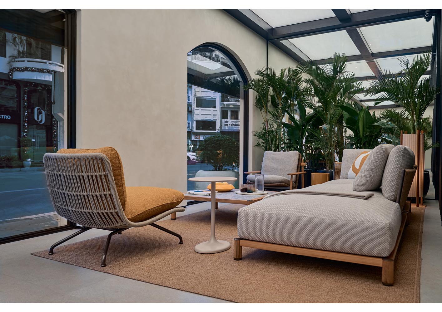 Minotti Hanoi by EuroStyle